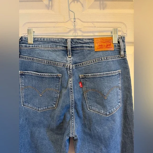 Levis 721 High Rise Skinny Jeans - Picture 4 of 4